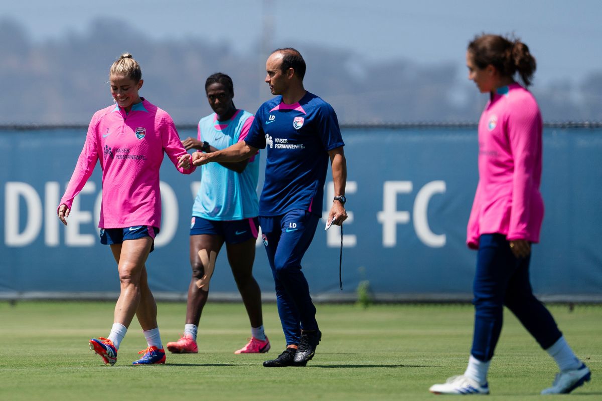 Landon Donovan dirigirá su primer partido con SD Wave en Panamá. (Fotos: Cortesía SD Wave FC)