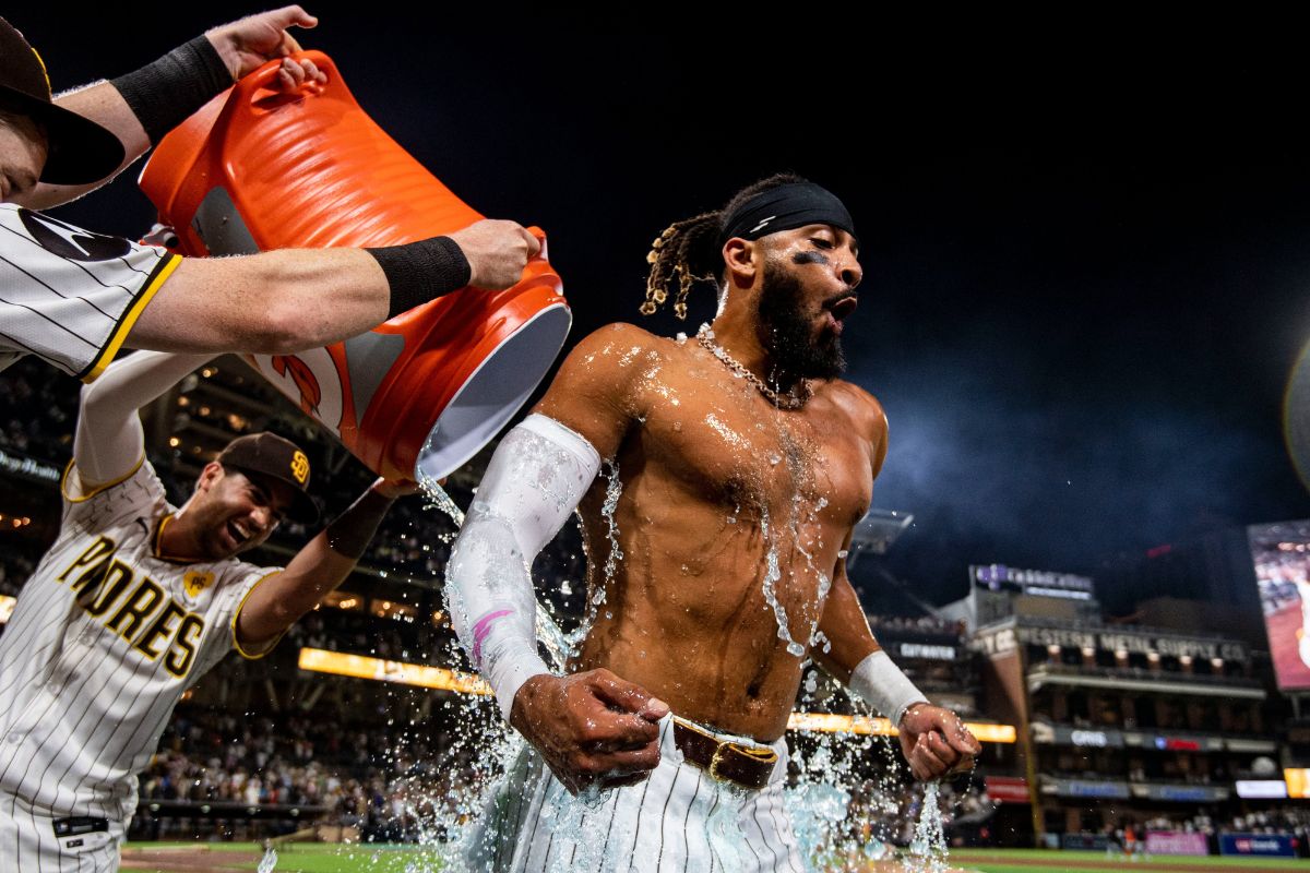 Fernando Tatis Jr. convirtió en una sucursal del manicomio al Petco Park en su regreso. (Fotos: X @Padres)