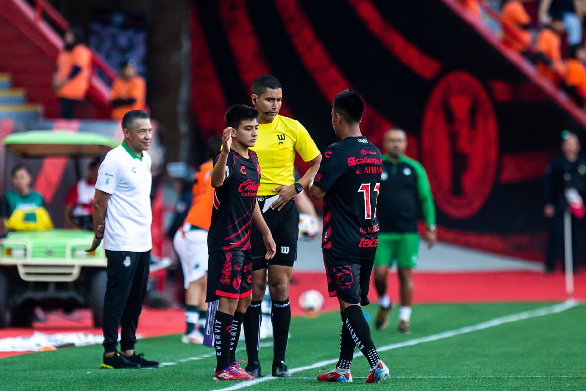 Jaime Álvarez anotó su primer gol como profesional. (Foto: X @Xolos)