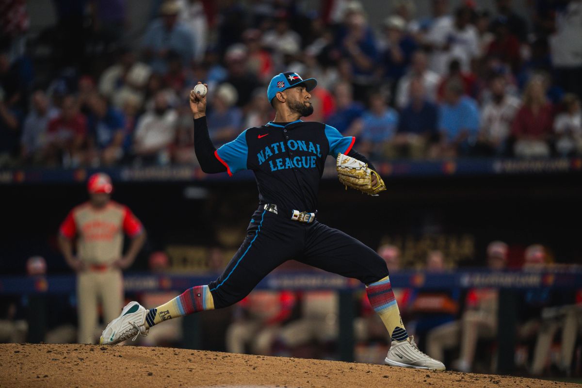 Robert Suárez jugó su primer All Star Game con dos ponches. (Fotos: X @Padres)