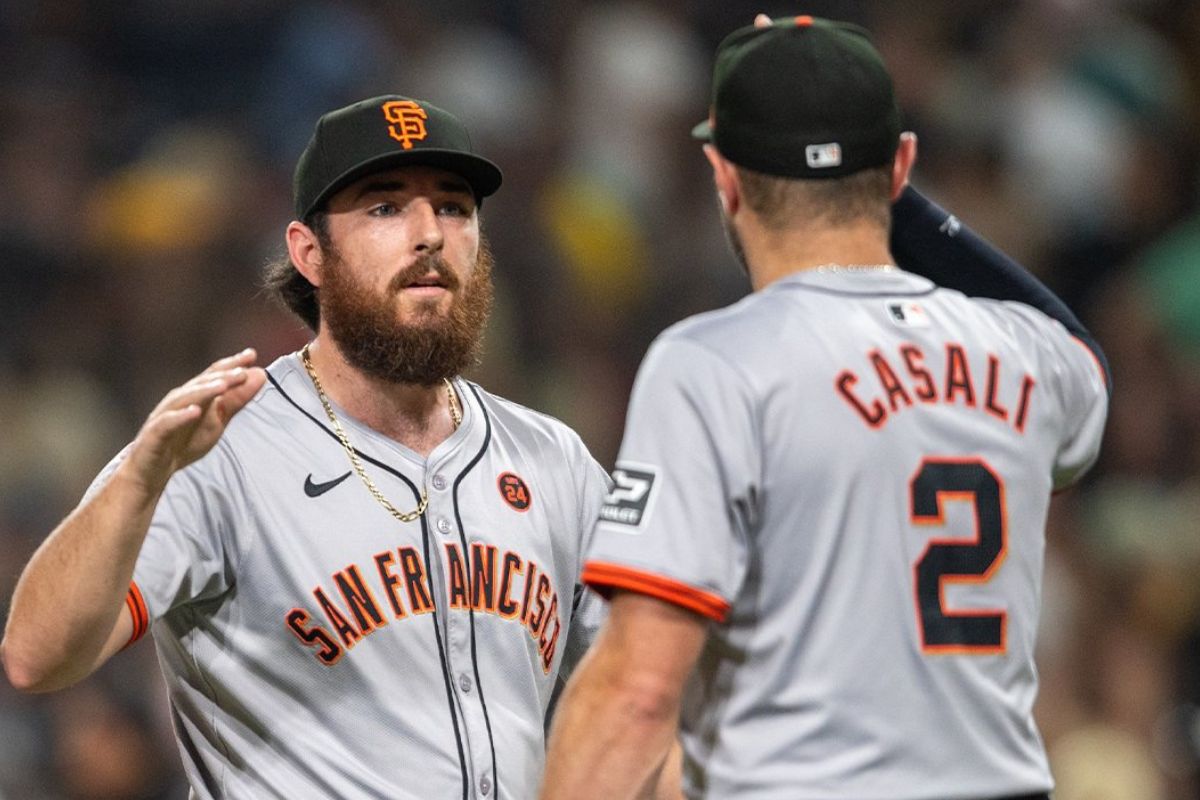 Giants se cobró la derrota del Viernes y ganó el Sábado en el Petco. (Fotos: X @SFGiants)