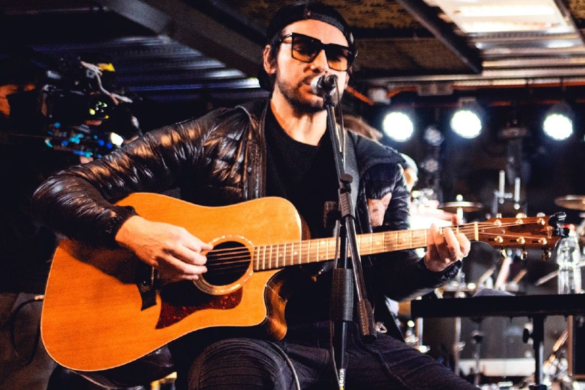 Beto Cuevas presentará su show acústico en Tijuana. (Fotos: Facebook: BetoCuevasOficial)