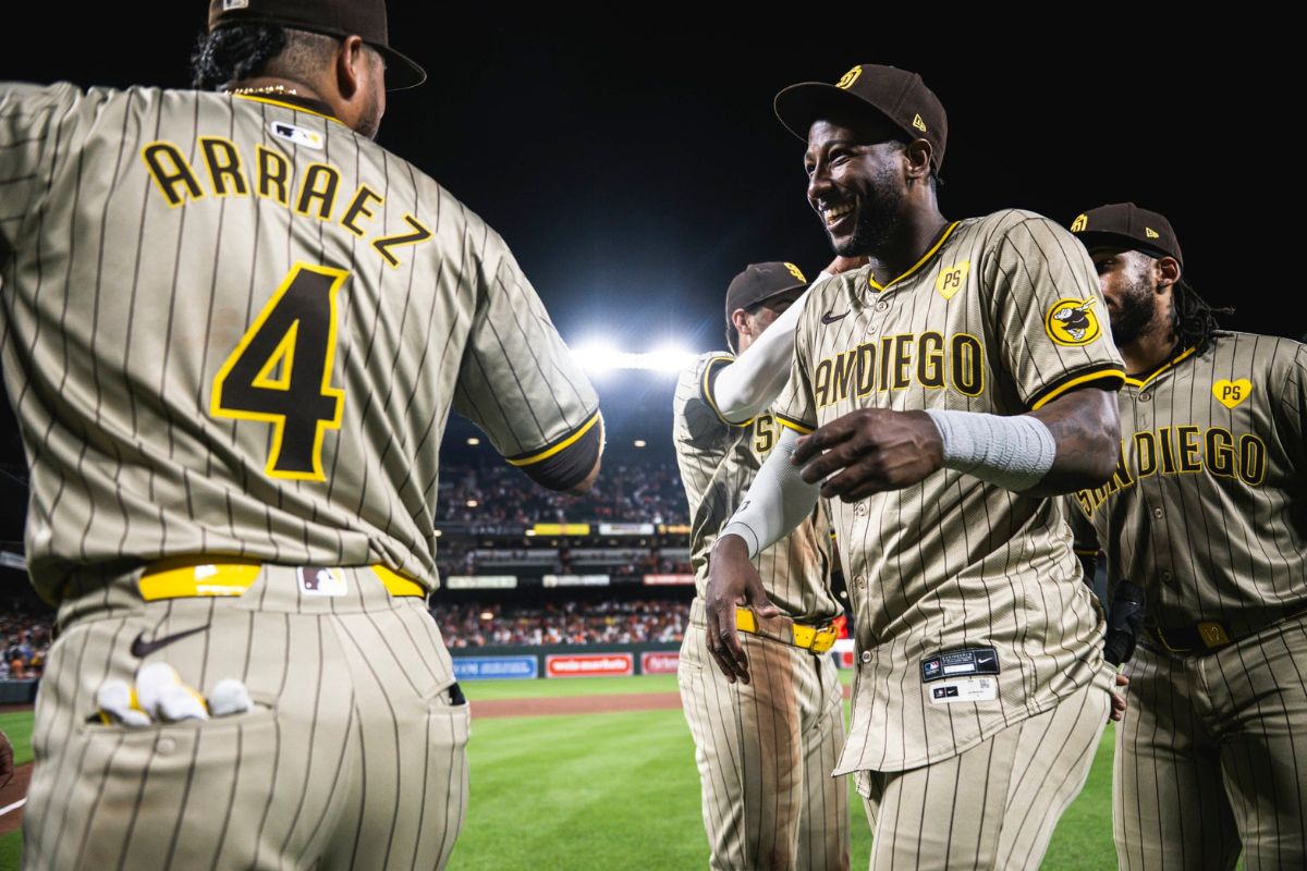 Jurickson Profar se ha covertido en un jugador clave de los Padres en 2024. (Fotos: X @Padres)