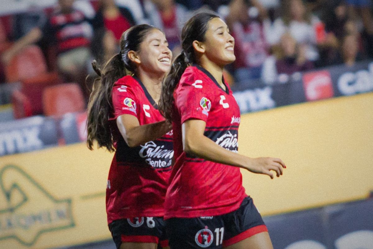 La ensenadense Iraida Fernández marcó su primer gol con Tijuana. (Fotos: X @XolosFemenil)