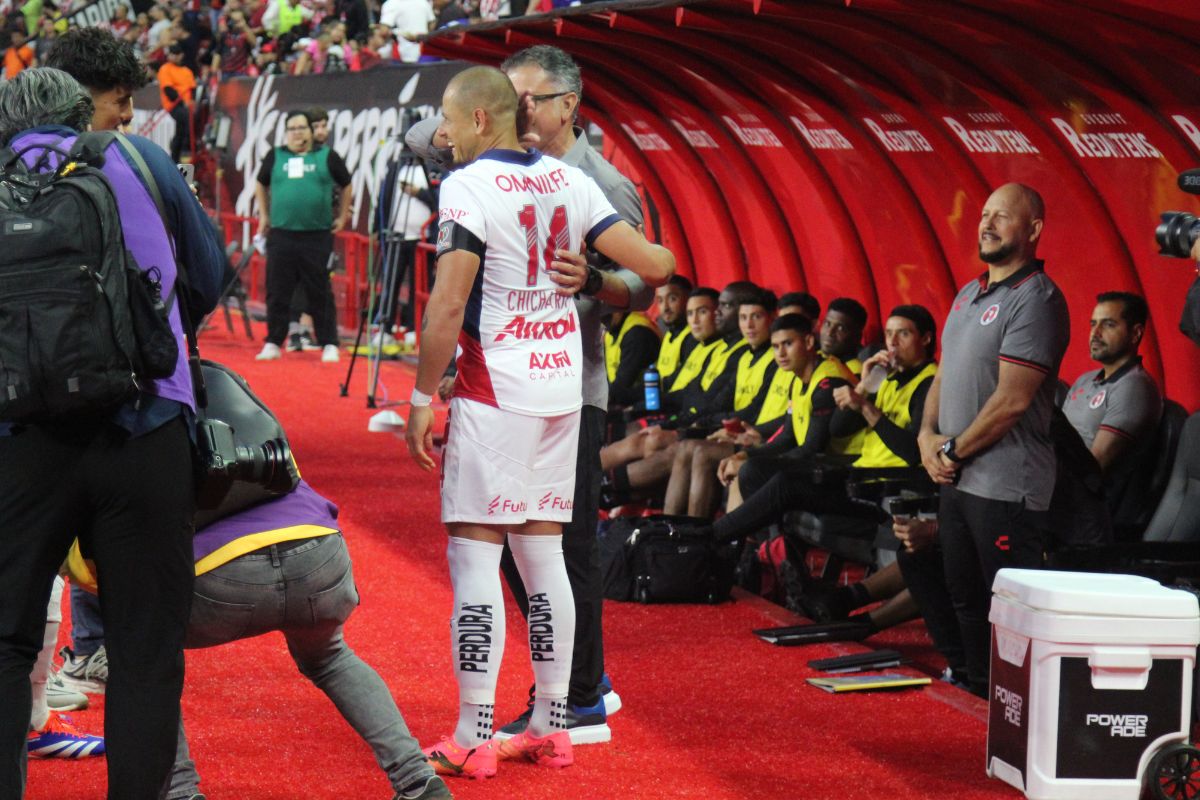 Osorio y Mohamed, los DT de Tijuana con dos triunfos en un inicio de torneo (Fotos: Mauricio Figueroa - BC Entertainment)