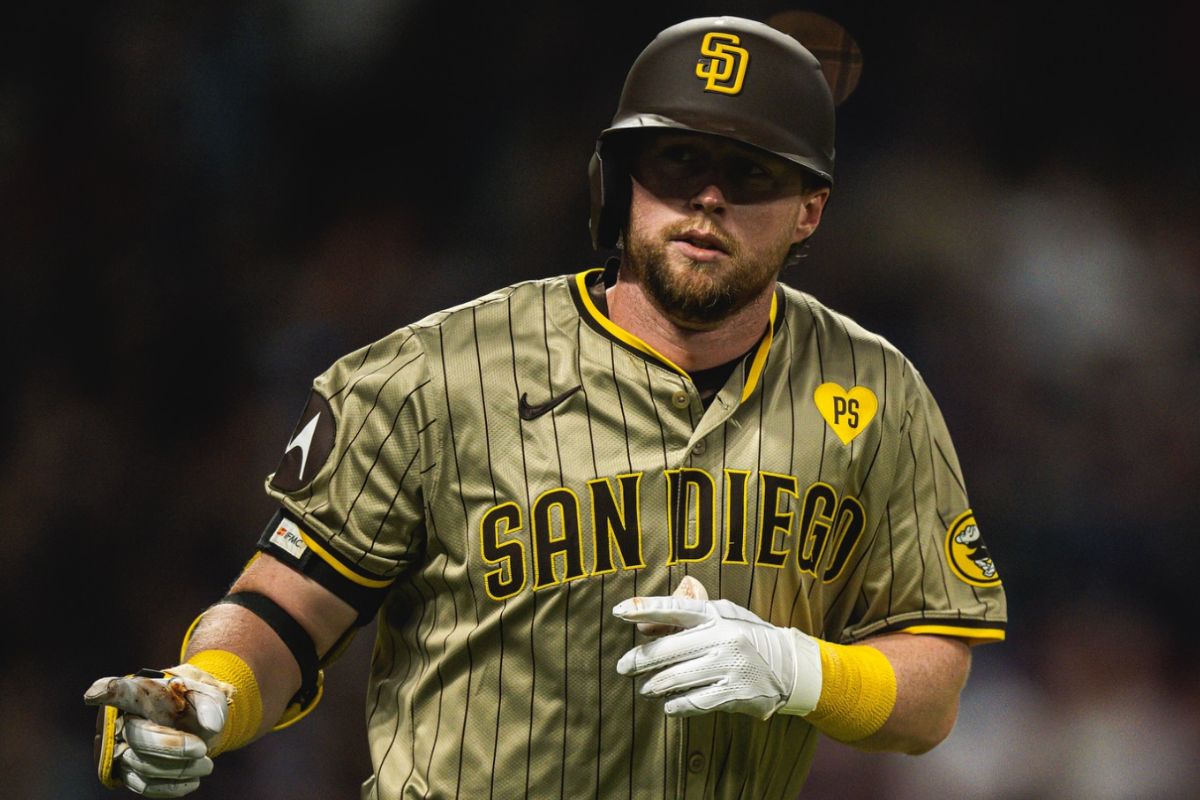 Jake Cronenworth conectó un cuadrangular en el segundo duelo vs Cleveland. (Fotos: Instagram Padres)