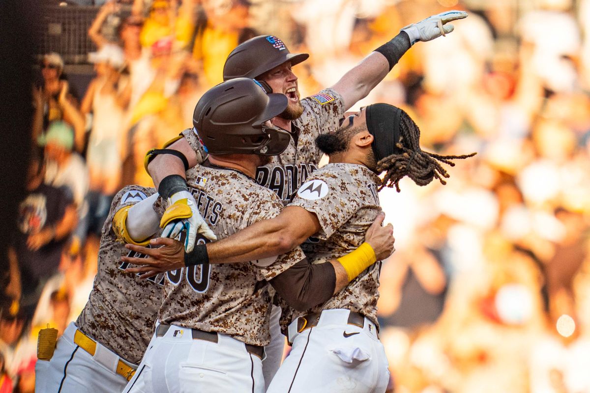 Jake Cronenworth pegó el imparable de la victoria el 4 de Julio en el Petco. (Foto: X @Padres)