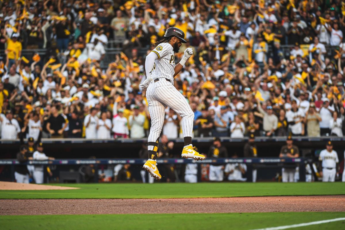 Michael King salió inspirado y le dio el primer triunfo a San Diego en los Playoffs 2024 de la MLB. (Foto: X @Padres)