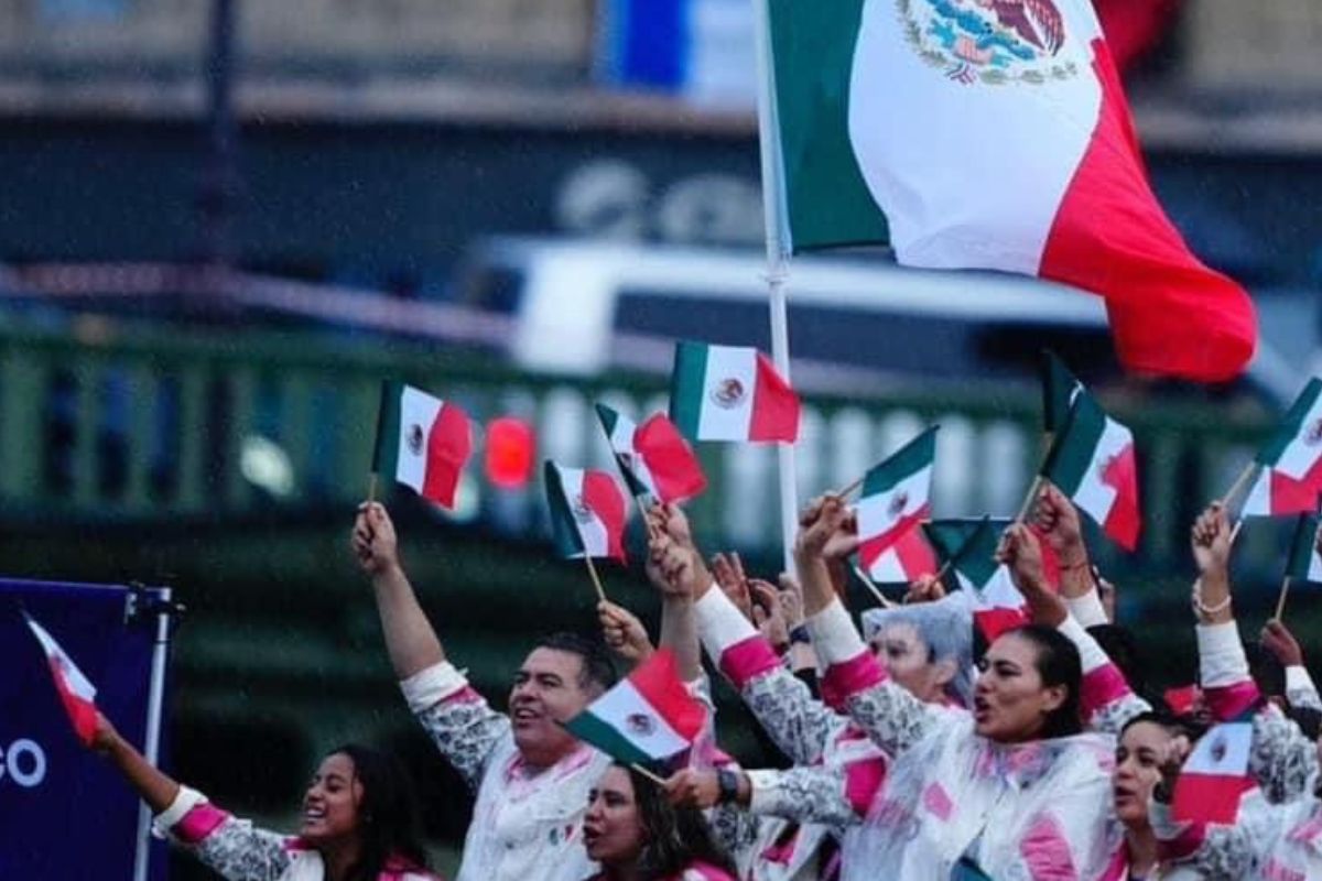 Citlalli Ortiz representó a Baja California en la ceremonia de apertura de París 2024. (Fotos: Cortesía INDEBC)