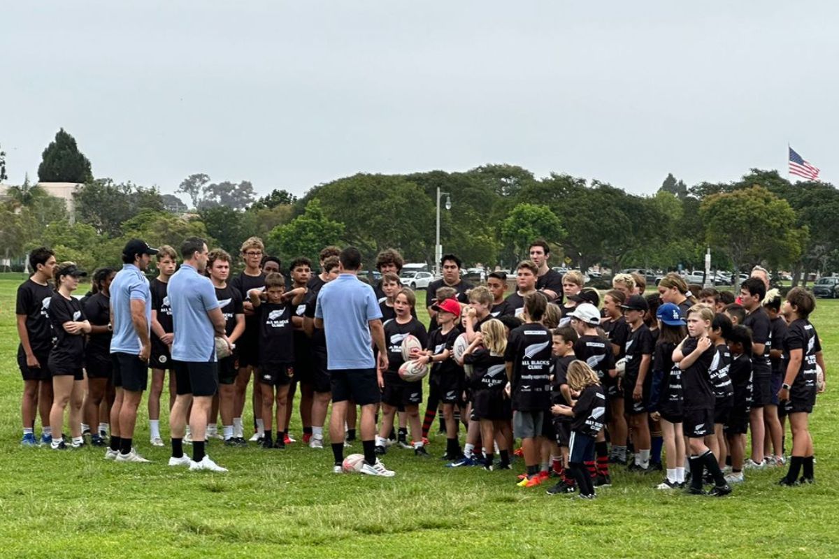 Cuatro niños de la Frontera de Tijuana se integraron al campamento que realiza esta semana el mítico equipo de Rugby de Nueva Zelanda